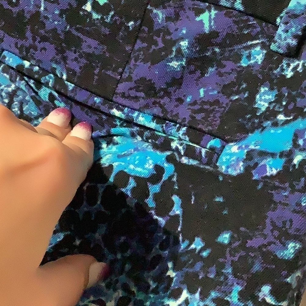 Mossimo - Sz 4 - ankle pants - blue mosaic pattern - reminds of the ocean - Picture 2 of 4